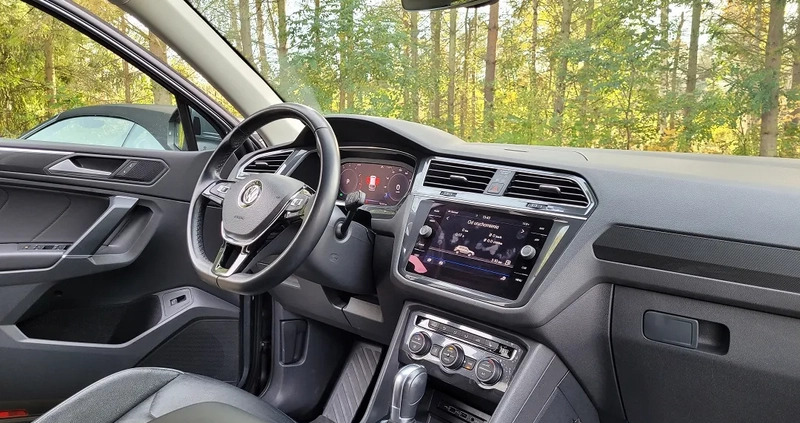 Volkswagen Tiguan cena 139900 przebieg: 106000, rok produkcji 2019 z Nowa Dęba małe 352
